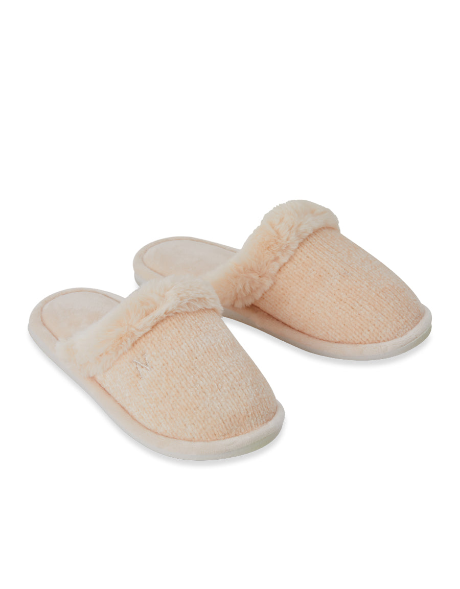 Closed Toe Slippers