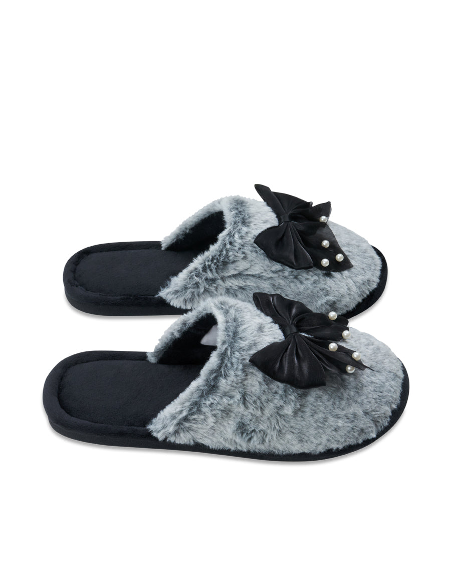 Closed Toe Slippers
