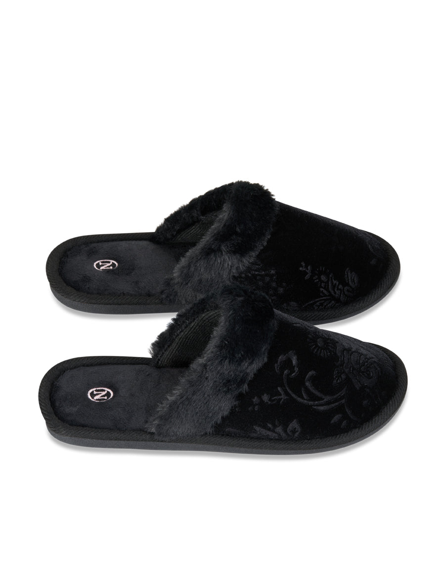 Closed Toe Slippers