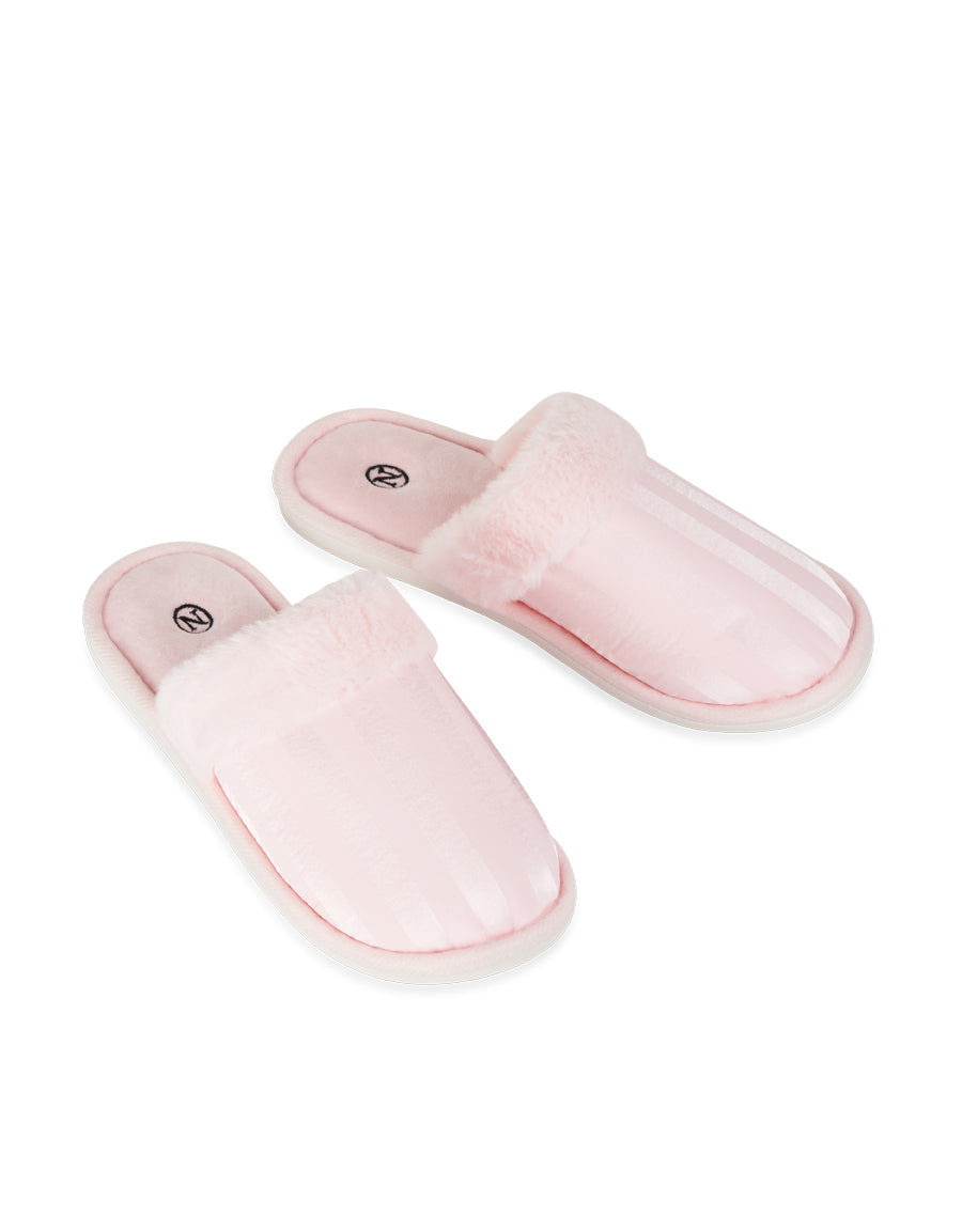 Closed Toe Slippers