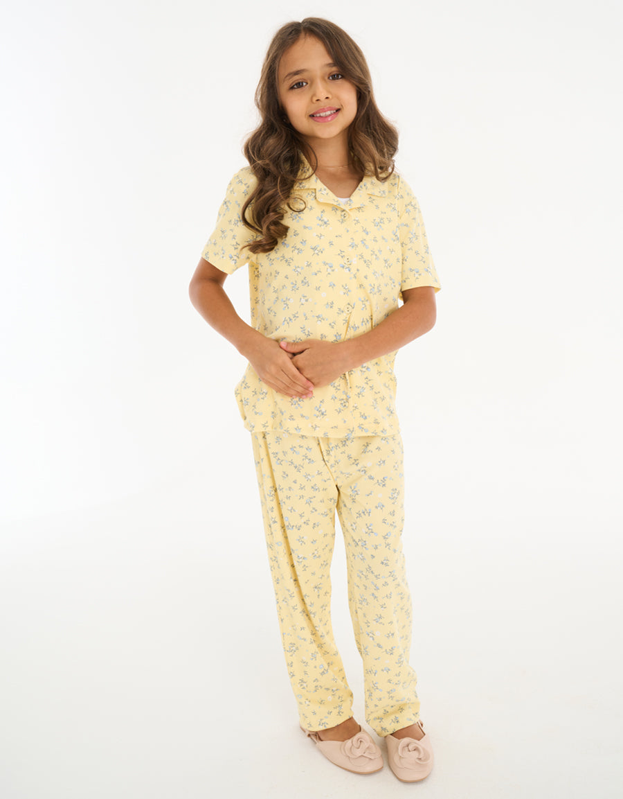 Short-Sleeve Shirt with Pants Pajama Set Daughter in Light Yellow