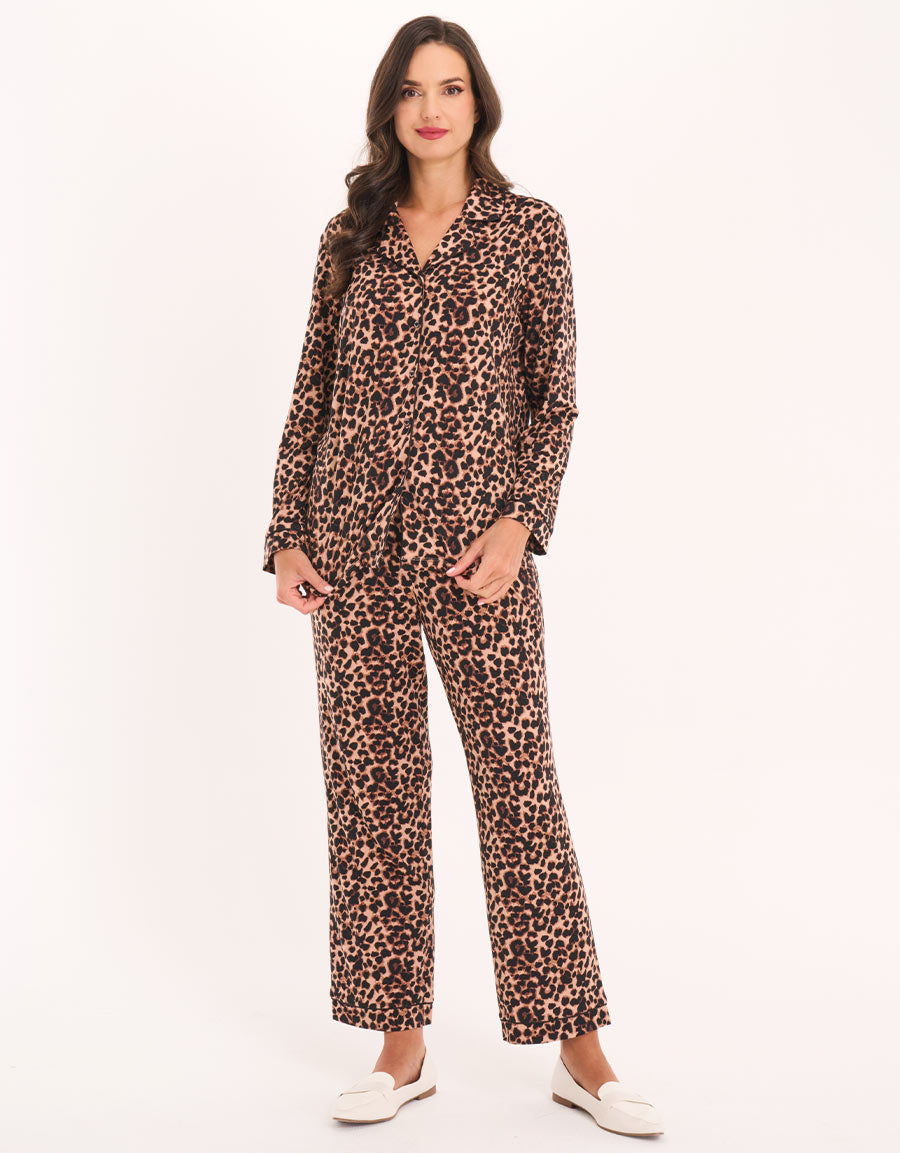 Tigger Print Short-Sleeve Long Pajama Set