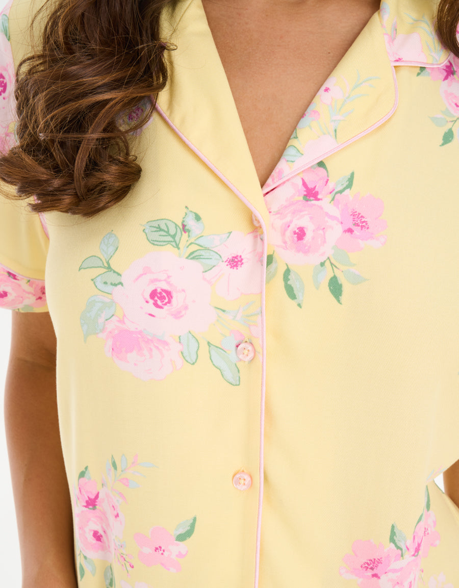 Short-Sleeve Shirt with Pants Pajama Set in Yellow
